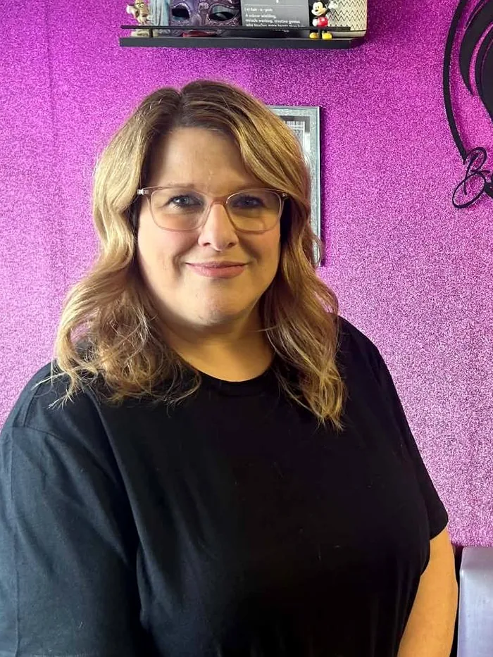 Rachel, owner and stylist at Bella Vita Salon in Niagara Falls NY